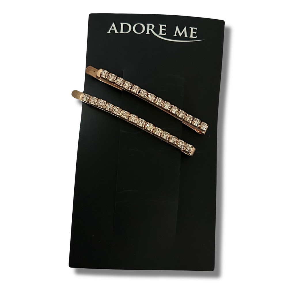🦋 5/$25 - Adore Me Rhinestone Hair Clips - NWT - Color: Rose Gold